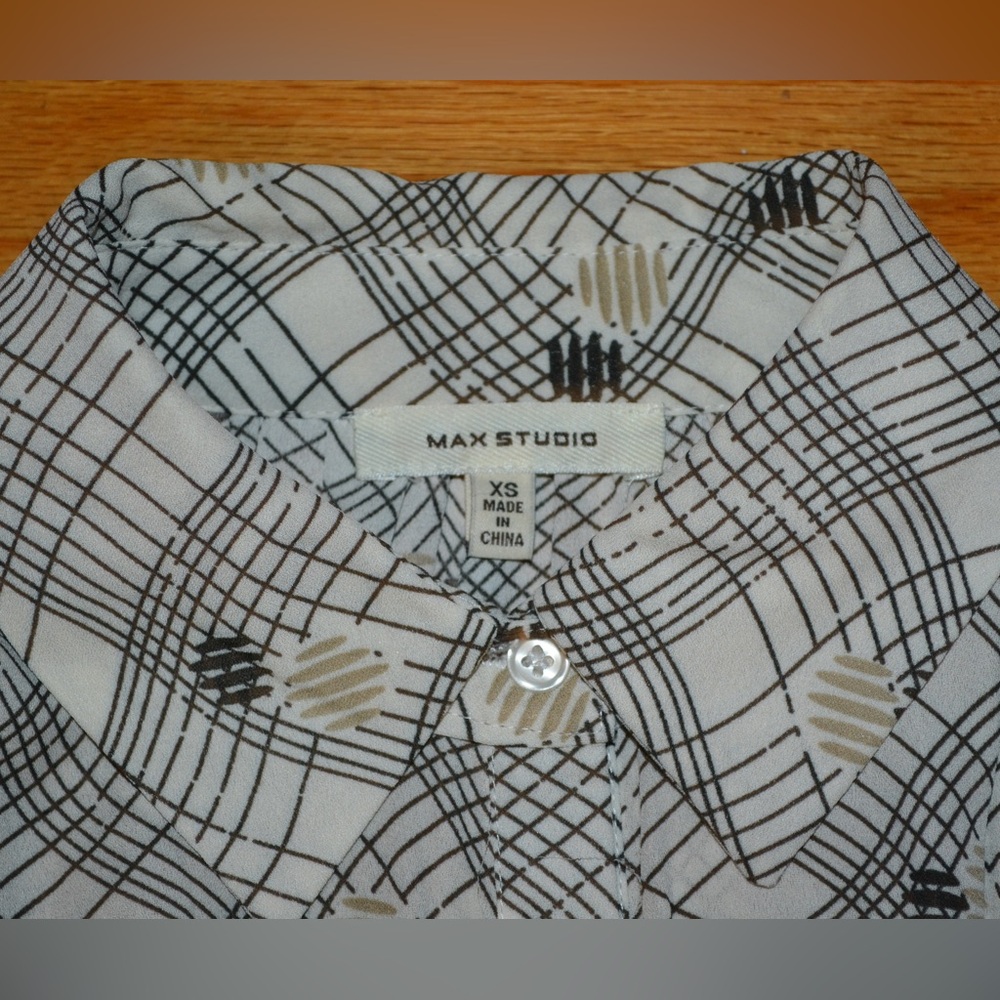 Women’s Max Studio Button Down Blouse, Size Xs - image 5